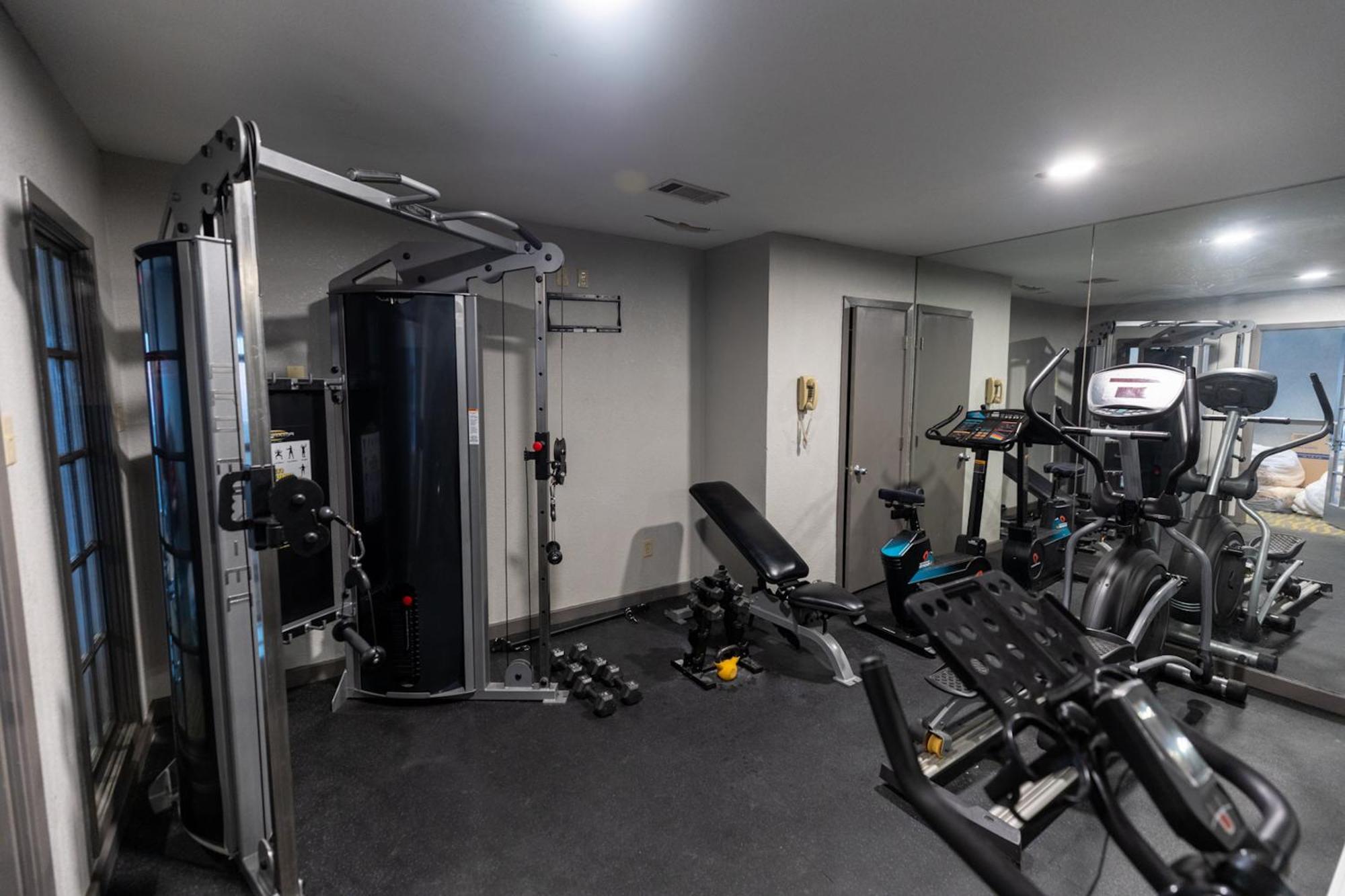 Red Roof Inn & Suites Irving - Dfw Airport South 외부 사진